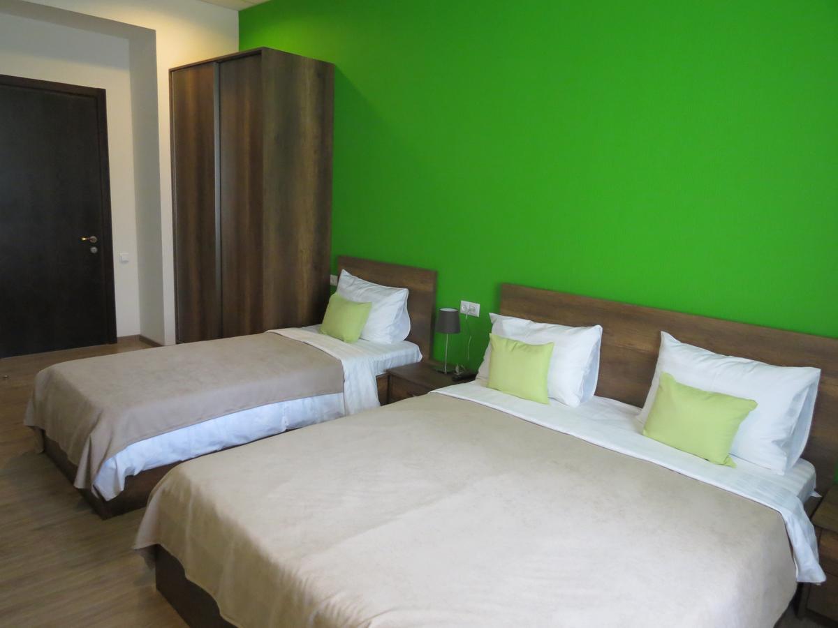 Your Home Hotel Tbilisi Bagian luar foto