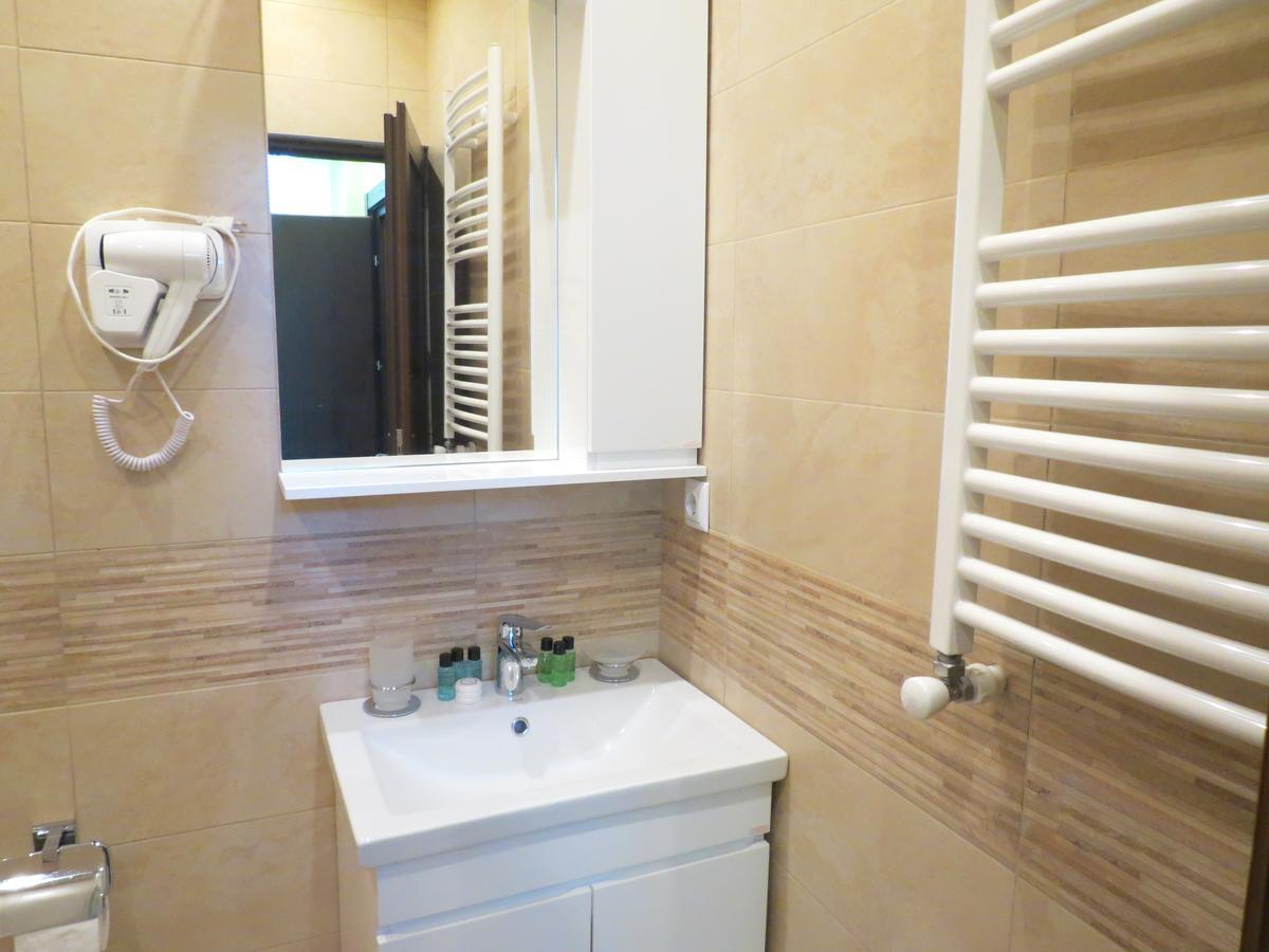 Your Home Hotel Tbilisi Bagian luar foto