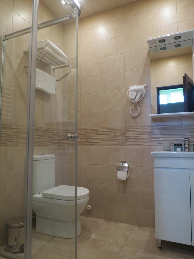 Your Home Hotel Tbilisi Bagian luar foto